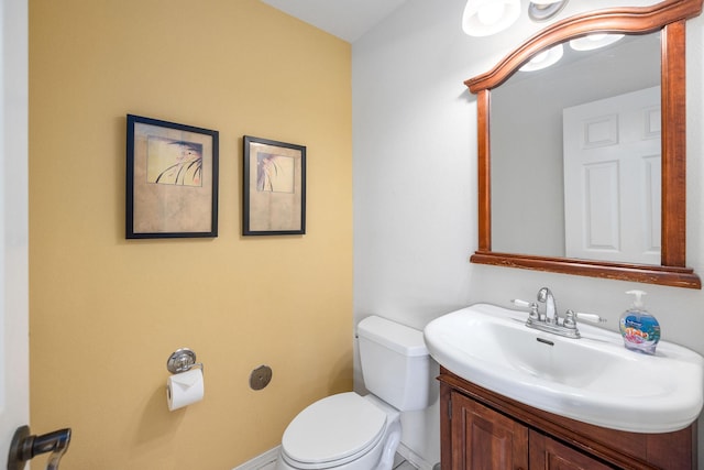 69-555 Waikoloa Beach Dr Unit 2605, Waikoloa, HI 96738 - bathroom featuring toilet, vanity, and baseboards