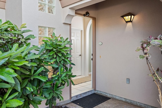 69-555 Waikoloa Beach Dr Unit 2605, Waikoloa, HI 96738 - doorway to property featuring stucco siding