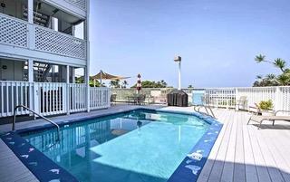 75-5680 Kuakini Hwy Unit 303, Kailua-Kona, HI 96740 - view of swimming pool