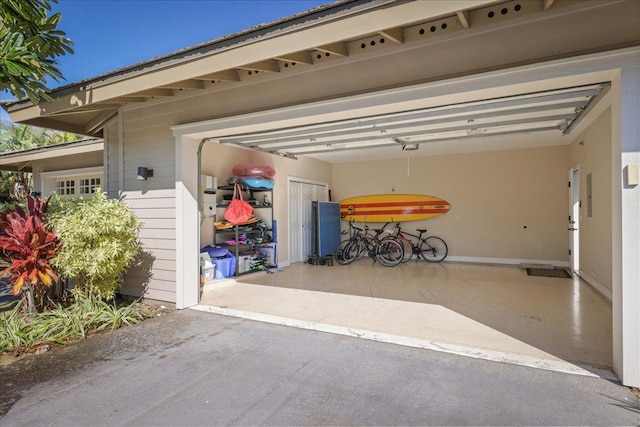 68-1122 Kaniku Dr Unit 111, Kamuela, HI 96743 - view of garage