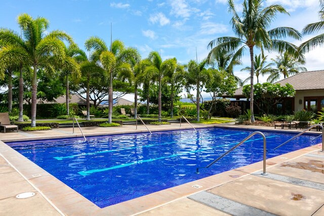 68-1122 Kaniku Dr Unit 111, Kamuela, HI 96743 - view of community pool
