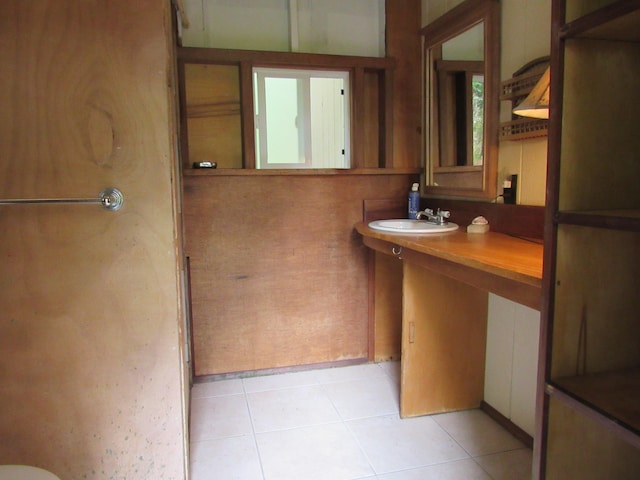 12-567 Aloha Rd, Pahoa, HI 96778 - bathroom with a sink and tile patterned flooring
