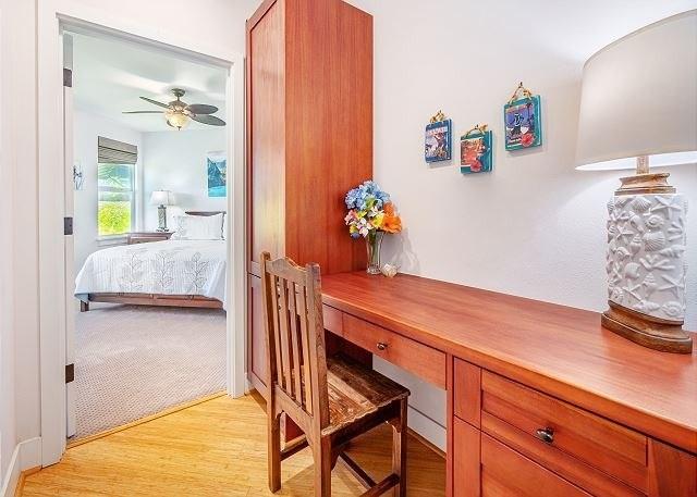 2611 Kiahuna Plantation Dr Unit 8J, Koloa, HI 96756 - office featuring a ceiling fan and light wood-style flooring