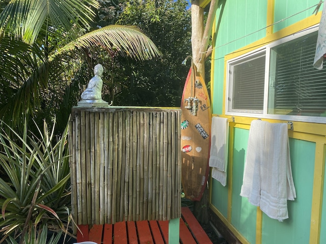 12-7022 Akanikolea St, Pahoa, HI 96778 - view of wooden deck