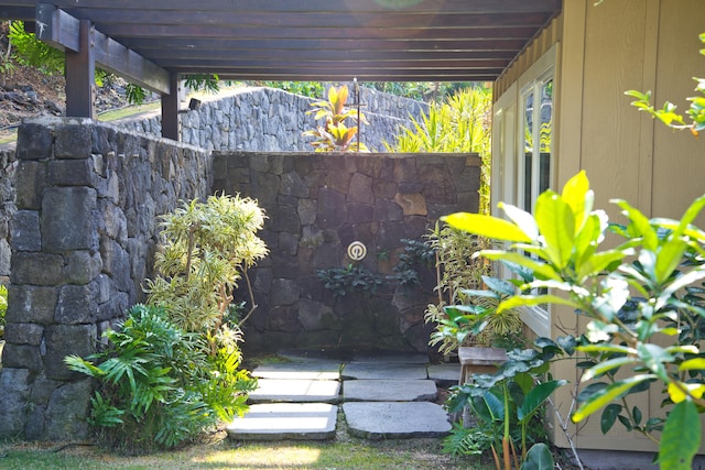 77-145 Kalaniuka St, Holualoa, HI 96725 - view of patio
