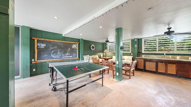 4446 Aku Rd, Hanalei, HI 96714 - playroom featuring ceiling fan, concrete flooring, recessed lighting, and a sink