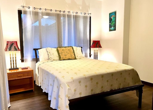 5-2841 Kuhio Hwy Unit A, Kilauea, HI 96754 - bedroom with wood finished floors