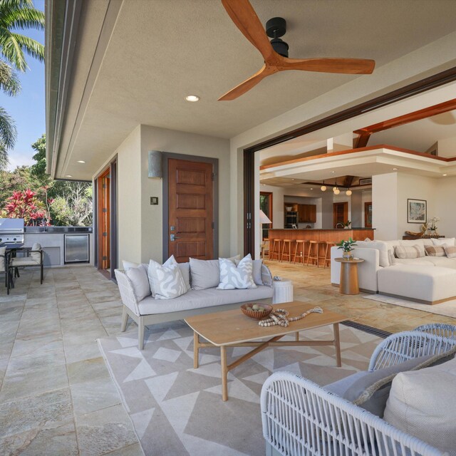 81-6641 Auamo Pl, Kealakekua, HI 96750 - living room with ceiling fan and recessed lighting