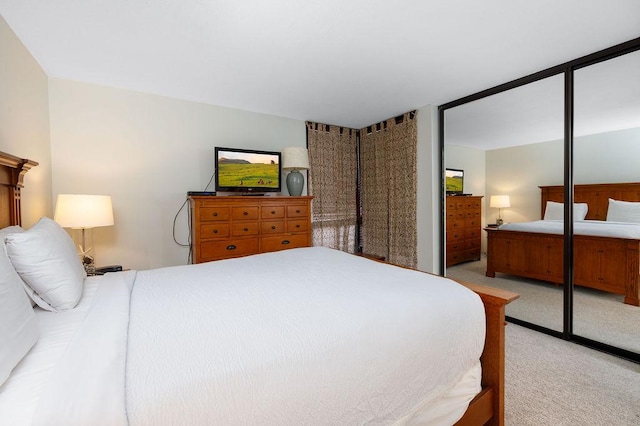 75-6106 Alii Dr Unit 311, Kailua-Kona, HI 96740 - bedroom featuring carpet floors