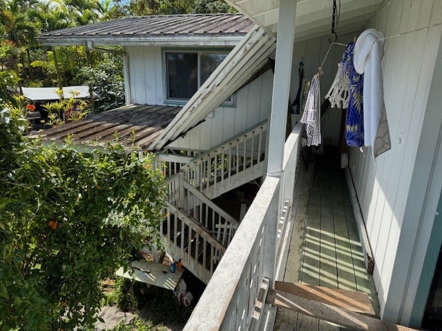 15-2046 22nd Ave, Keaau, HI 96749 - view of staircase