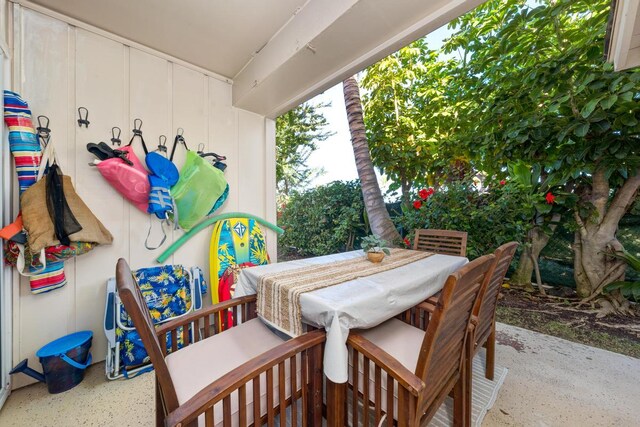 78-6800 Alii Dr Unit 20, Kailua-Kona, HI 96740 - view of patio / terrace with outdoor dining area