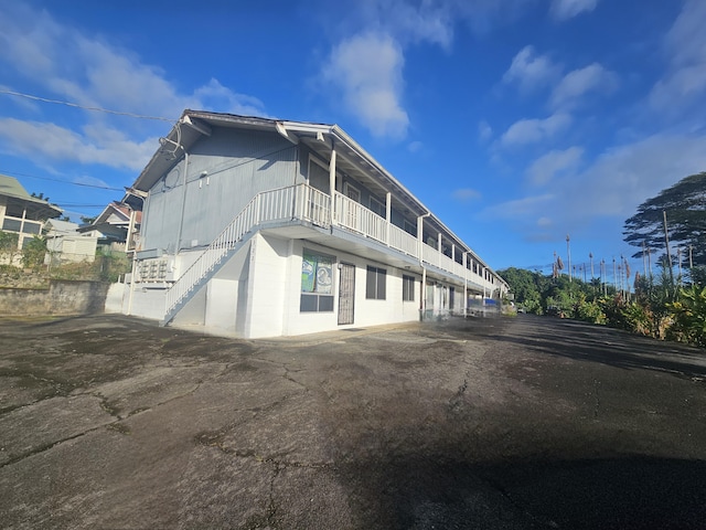 322 Ohai St Unit 2, Hilo, HI 96720 - view of property with stairway
