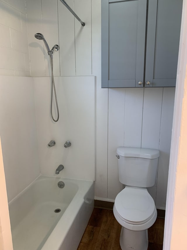 307 Lehua St Unit 22, Hilo, HI 96720 - bathroom with toilet, wood finished floors, and bathing tub / shower combination