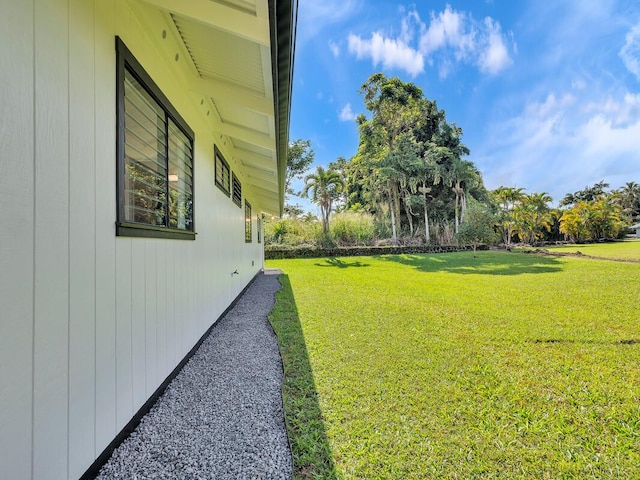 1261-B Haihai St, Hilo, HI 96720 - view of grassy yard