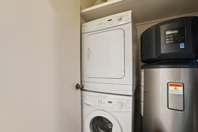 2253 Poipu Rd Unit 2, Koloa, HI 96756 - laundry area with stacked washer / dryer