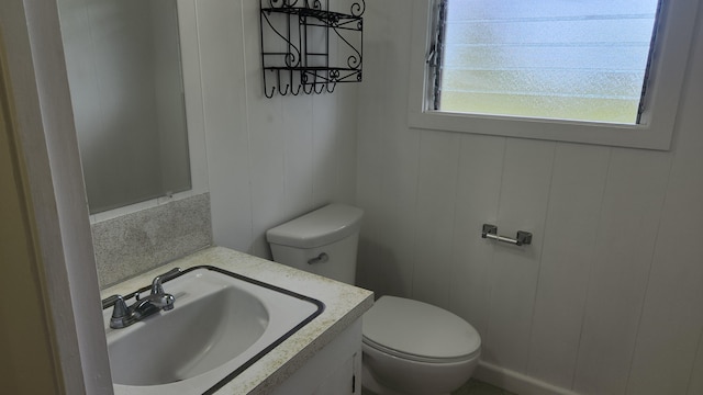90 Palua Loop, Hilo, HI 96720 - half bath featuring toilet and vanity
