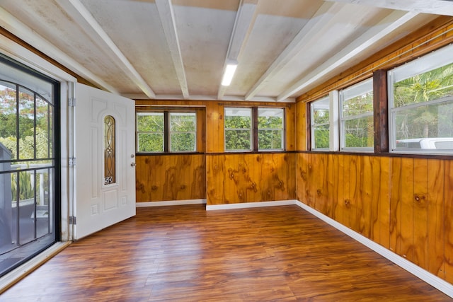74-5009 Kealakaa St, Kailua-Kona, HI 96740 - unfurnished sunroom featuring beam ceiling