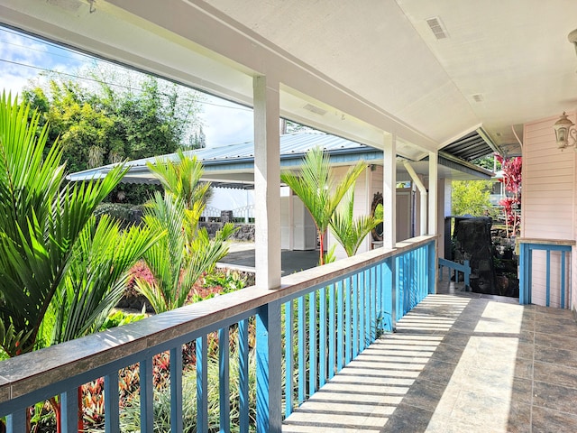726-A Waianuenue Ave, Hilo, HI 96720 - view of balcony