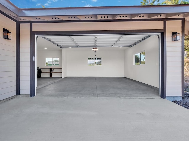 94-5797 Kahiki St, Naalehu, HI 96772 - garage featuring driveway