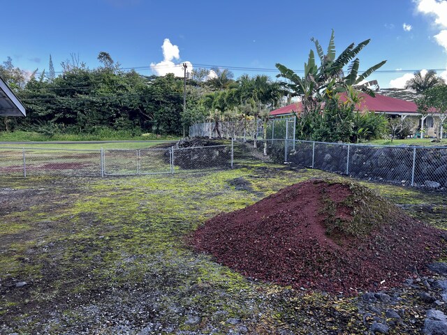 15-594 Puni Mauka Loop, Pahoa, HI 96778 - view of fenced backyard