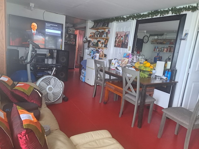 74 Maikai St, Hilo, HI 96720 - view of dining area