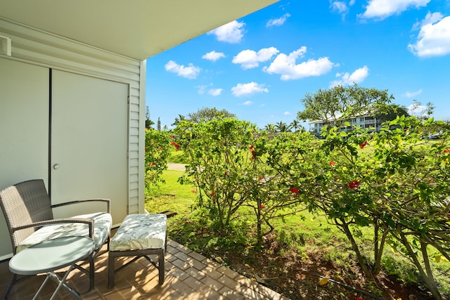 3811 Edward Rd Unit 8204, Princeville, HI 96722 - view of patio / terrace