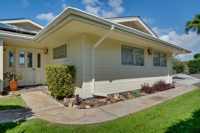 68-1842 Auhili Loop, Waikoloa, HI 96738 - view of side of home with solar panels