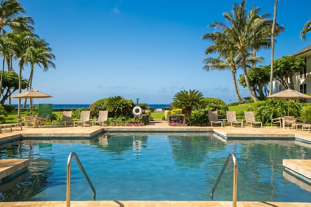 2221 Kapili Rd Unit 4, Koloa, HI 96756 - community pool with a patio area