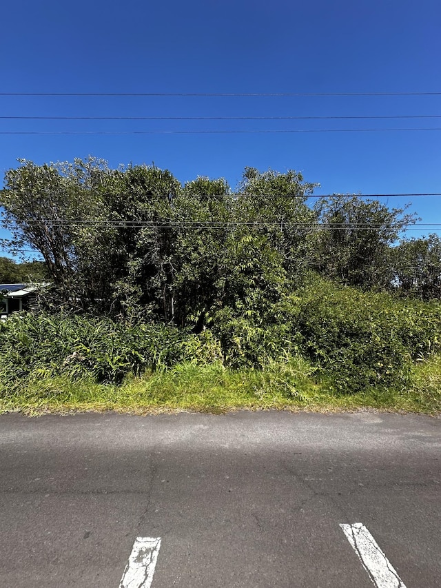 Komo St, Volcano, HI 96785