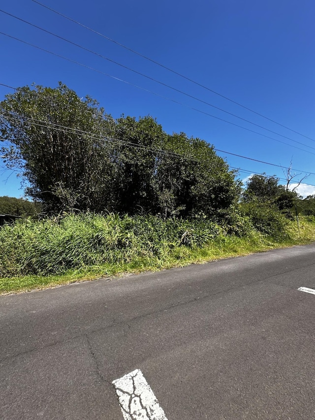 Komo St, Volcano, HI 96785