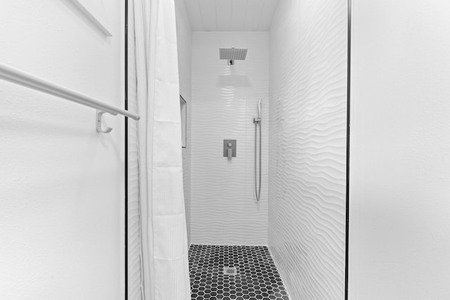 15-2774 Ahi St, Pahoa, HI 96778 - bathroom with a shower
