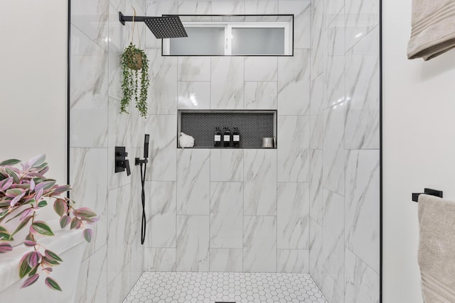 16-2050 Pikake Dr, Pahoa, HI 96778 - bathroom featuring a tile shower