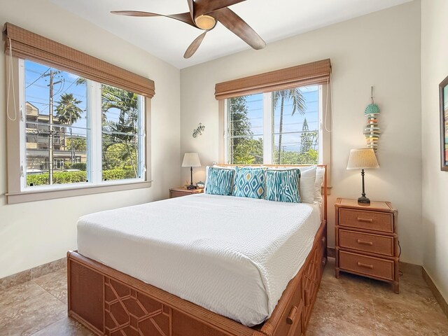 75-5952 Alii Dr, Kailua-Kona, HI 96740 - bedroom with baseboards and a ceiling fan