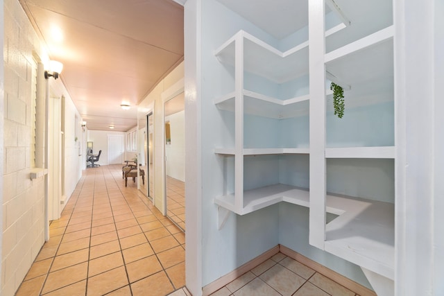 16-1381 Pohaku Cir, Keaau, HI 96749 - hallway featuring light tile patterned floors