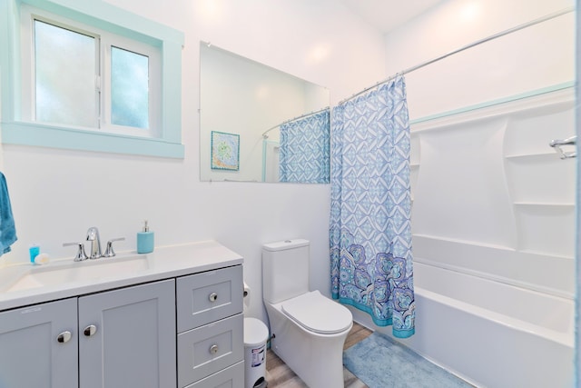 16-1381 Pohaku Cir, Keaau, HI 96749 - bathroom featuring vanity, toilet, shower / bath combo, and wood finished floors