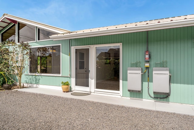 64-5270 Hoohoa St, Kamuela, HI 96743 - entrance to property featuring metal roof