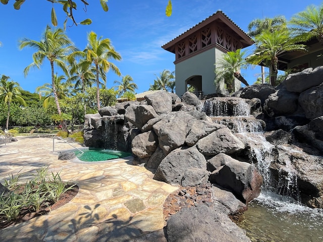 68-1125 Kaniku Dr Unit 1601, Kamuela, HI 96743 - exterior view of stucco siding