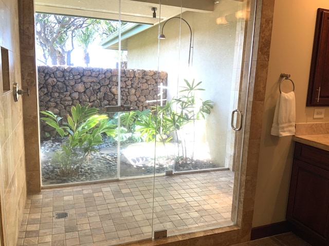 62-3600 Amaui Pl Unit 345, Waimea, HI 96743 - bathroom featuring vanity and a shower stall