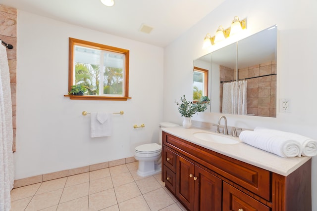 15-1505 2nd Ave, Keaau, HI 96749 - bathroom featuring vanity, toilet, a shower with curtain, and tile patterned floors