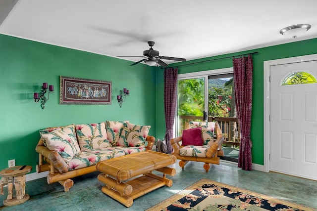 87-287 Kaohe Rd, Captain Cook, HI 96704 - living area with baseboards and ceiling fan