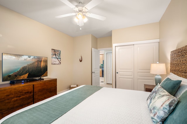1831 Poipu Rd Unit 611, Koloa, HI 96756 - bedroom featuring a closet and a ceiling fan