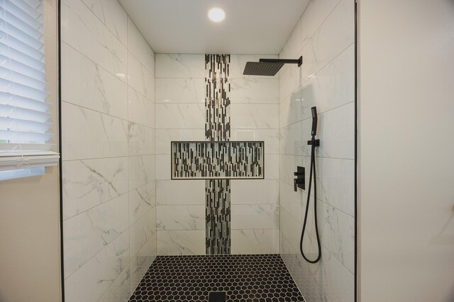 15-1779 14th Ave, Keaau, HI 96749 - full bath featuring tiled shower