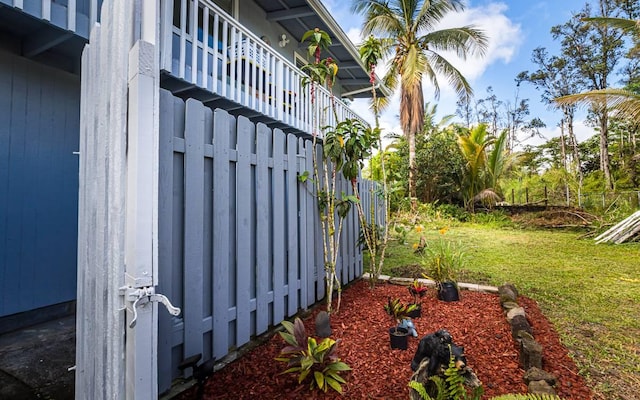 15-1688 18th Ave, Maia Keaau, HI 96749 - view of grassy yard