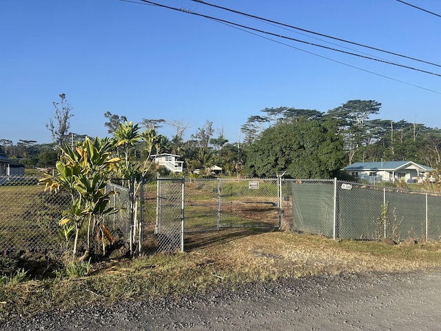 15-1688 18th Ave, Maia Keaau, HI 96749 - view of yard with a gate