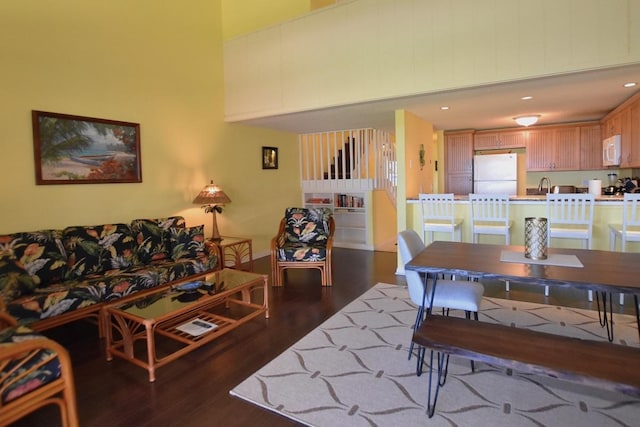 68-3840 Lua Kula St Unit D200, Waikoloa, HI 96738 - living room with wood finished floors and a towering ceiling