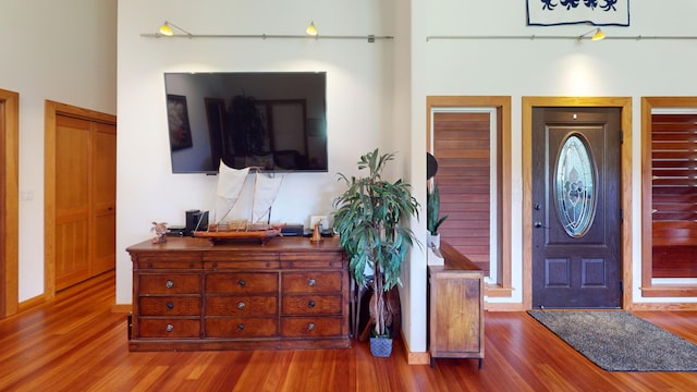 6670-G Kahuna Rd Unit 2, Kapaa, HI 96746 - foyer entrance featuring wood finished floors