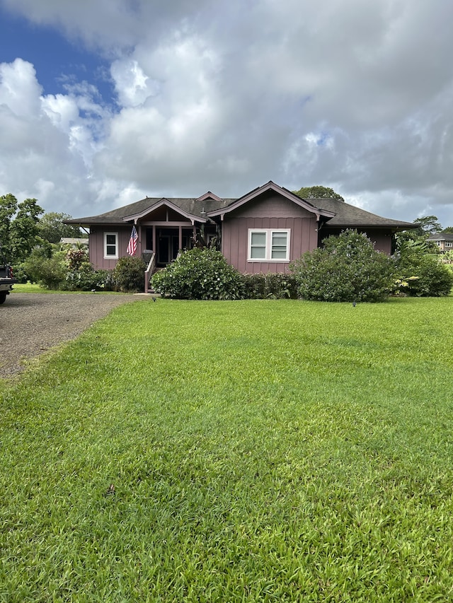 6670-G Kahuna Rd Unit 2, Kapaa, HI 96746 - ranch-style home featuring a front yard and driveway