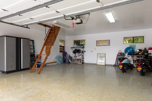 78-6846 Keaupuni St, Kailua-Kona, HI 96740 - garage with a garage door opener