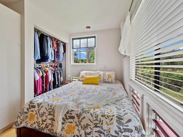 1174 Ainalako Rd, Hilo, HI 96720 - bedroom featuring a closet