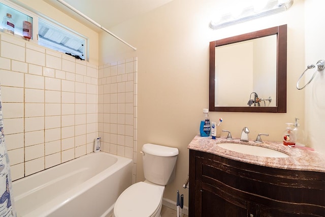 15-1702 11th Ave, Keaau, HI 96749 - full bathroom featuring shower / tub combo with curtain, toilet, vanity, and baseboards
